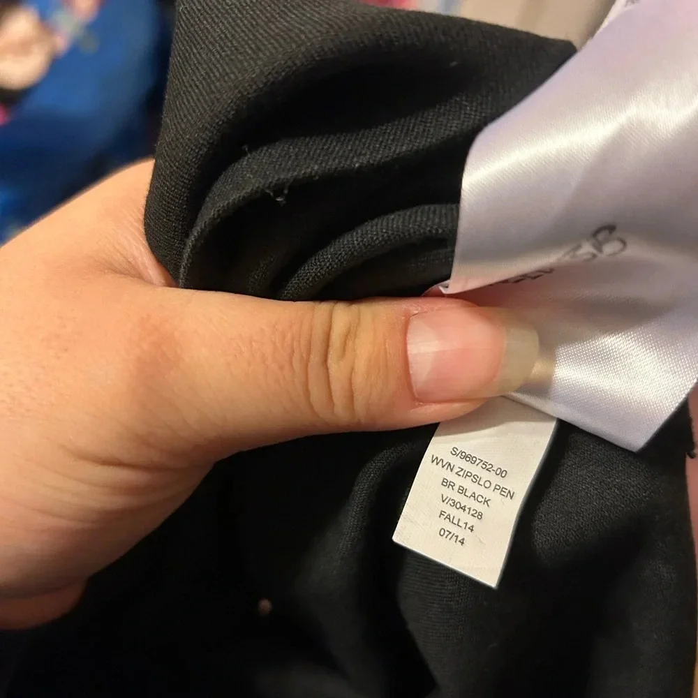 BANANA REPUBLIC GOLD ZIPPER BLACK PENCIL SKIRT